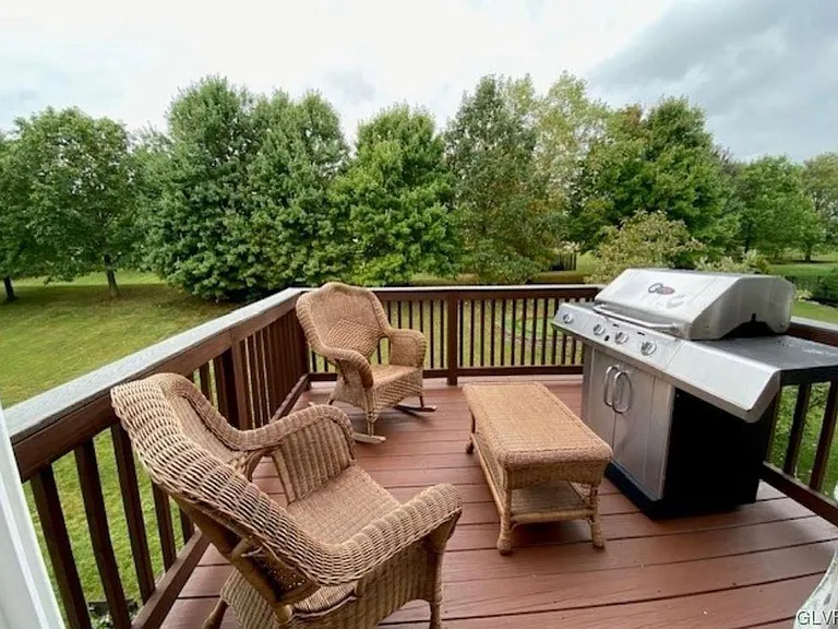 5607 Spring Ridge Dr W — Photo 11