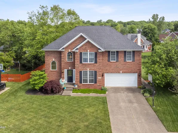 4504 Dogwood Forest Pl, Louisville, KY 40245