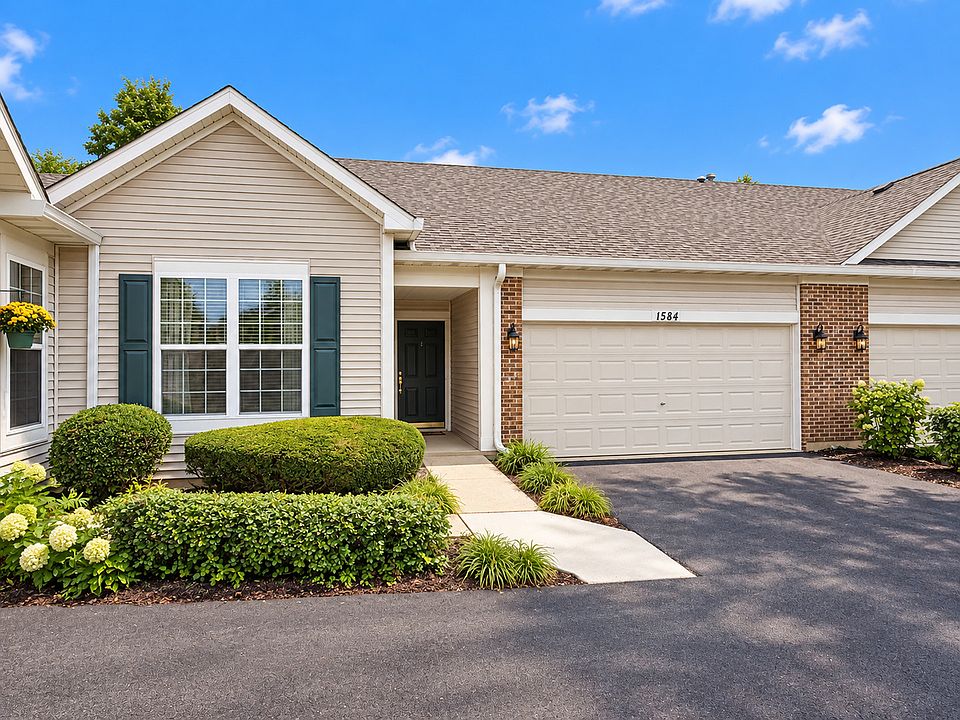 1st image of 1584 W Ludington Cir