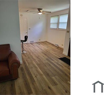 1st image of 11406 S Bishop St