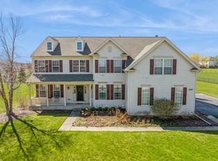 6071 Westminster Ln, Gurnee, IL 60031