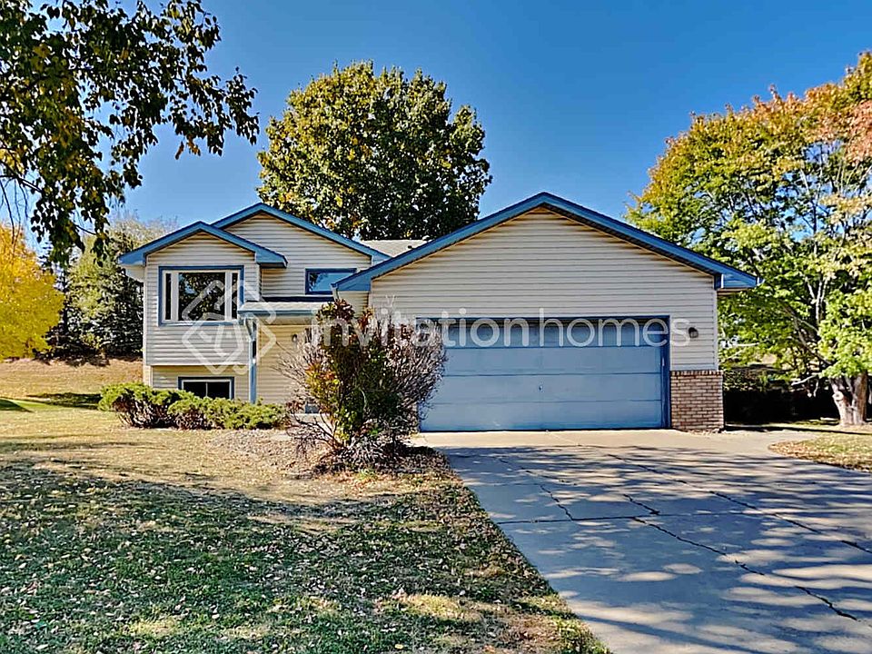1st image of 5553 Vinewood Ln N