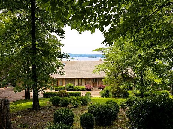 5th image of 8553 David Dr