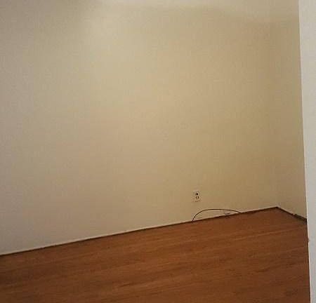 5th image of 633 N Orchard Dr