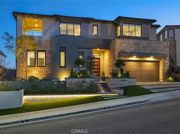 20414 W Windsor Ln, Northridge, CA 91326