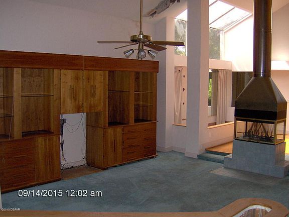 3rd image of 2580 E Spruce Creek Blvd