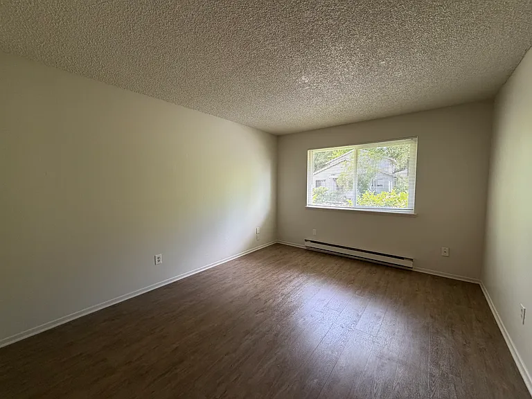 87 Randall Ln — Photo 12