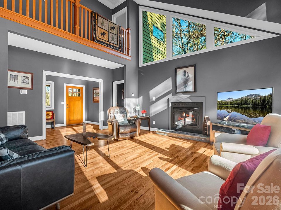 1st image of 171 Wilson Ct