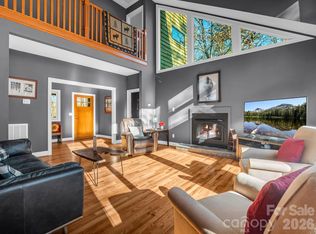 171 Wilson Ct, Lake Lure, NC 28746