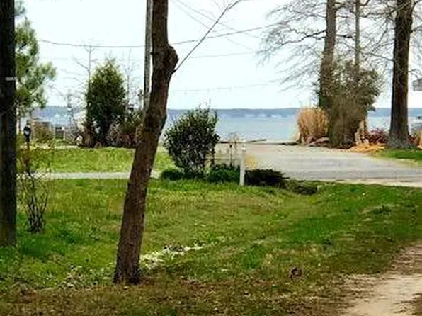 Orange Dr, Hague, VA 22469