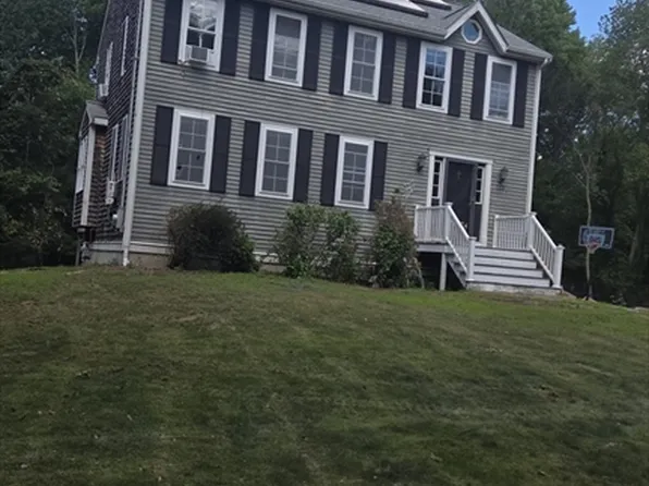 133 Park Ave W, Weymouth, MA 02190