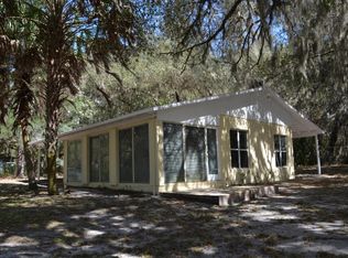 155 Bumpy Rd, Melrose, FL 32666