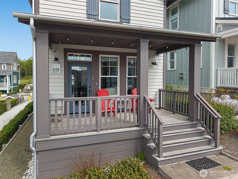 3rd image of 74 Horizon Street