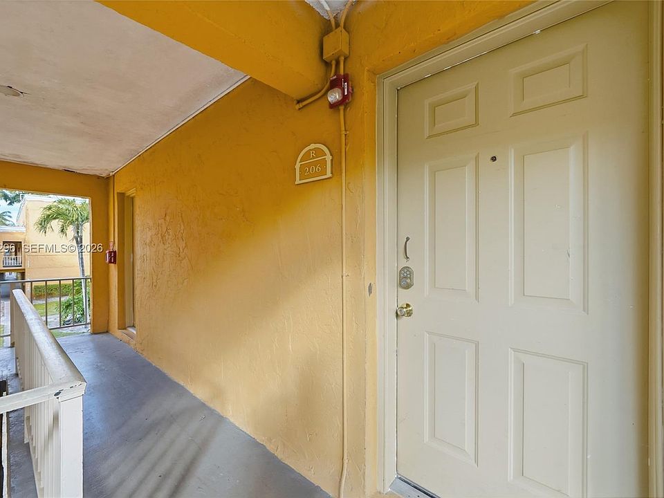 1st image of 17901 NW 68th Ave APT R206