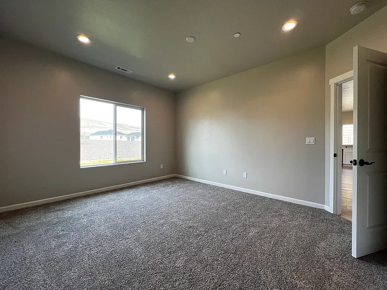 3902 Barbera St — Photo 12
