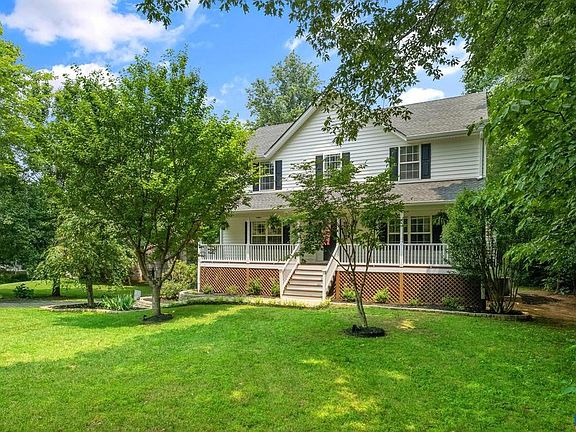 2nd image of 26 BIRCH WAY