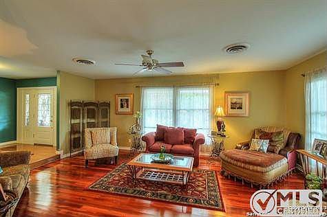 5th image of 1519 Spanish Oaks