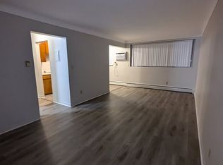 400 Larpenteur Ave W APT 9, Saint Paul, MN 55113
