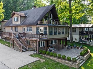 489 Lakeview Heights Dr, Howard, OH 43028