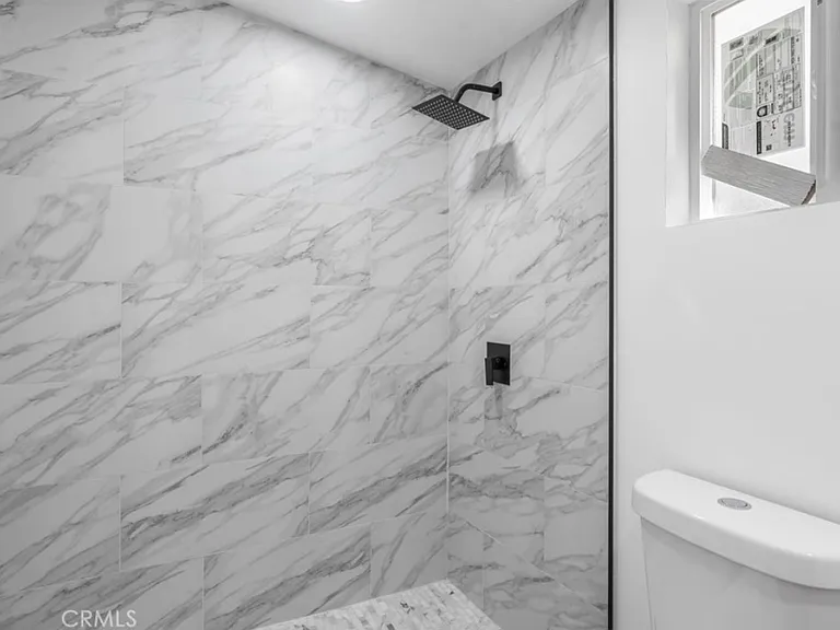 1128 Webster St #2 — Photo 3