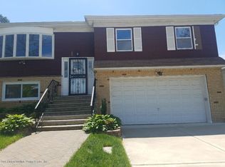 200 Westwood Ave, Staten Island, NY 10314