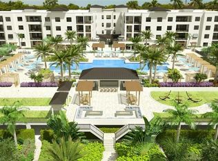 1111 Central Dr #215, Naples, FL 34104