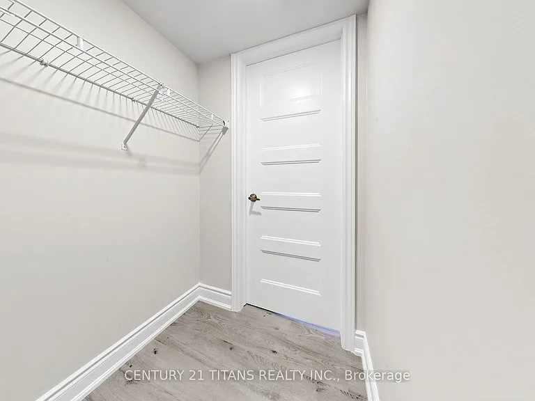 270 Forestwalk St #LOWER — Photo 24