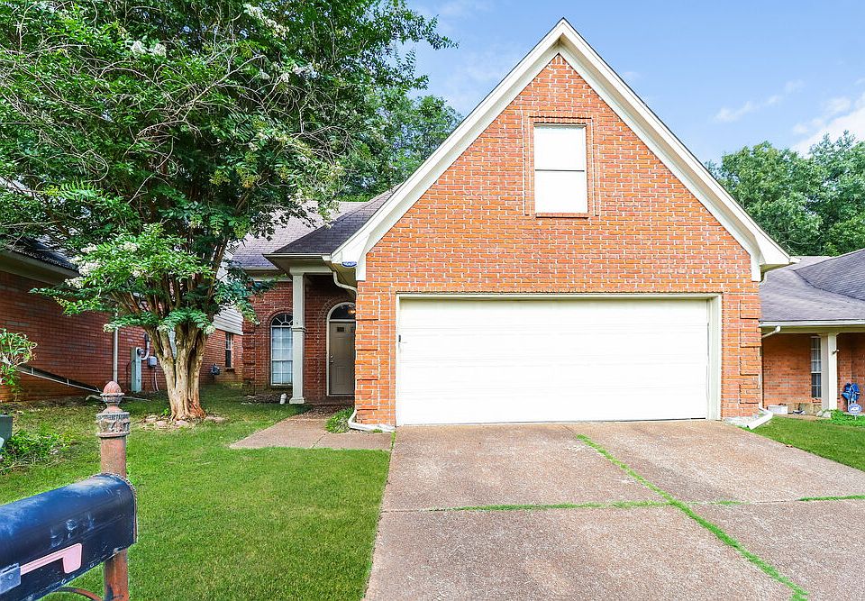 1st image of 594 Ashley Glen Cir