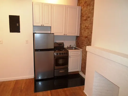 Rented by Sky Management | media 25