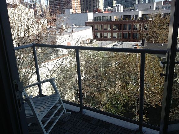 3rd image of 5-49 Borden Ave #7K