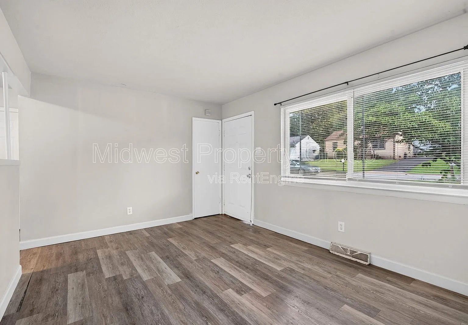 2 bed, 1.0 bath, 684 sqft, $1,025 — Photo 1