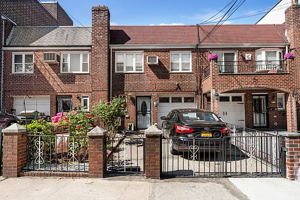 Rented by Compass | media 11