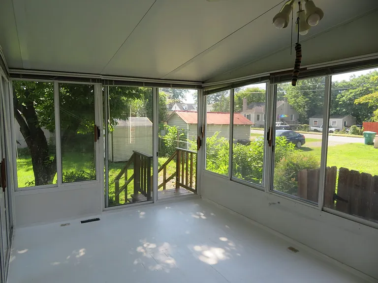 707 Hamilton Ave — Photo 9