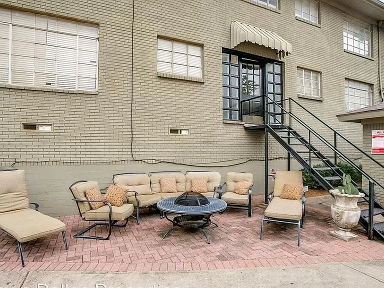 4031 Cole Ave #F — Photo 9