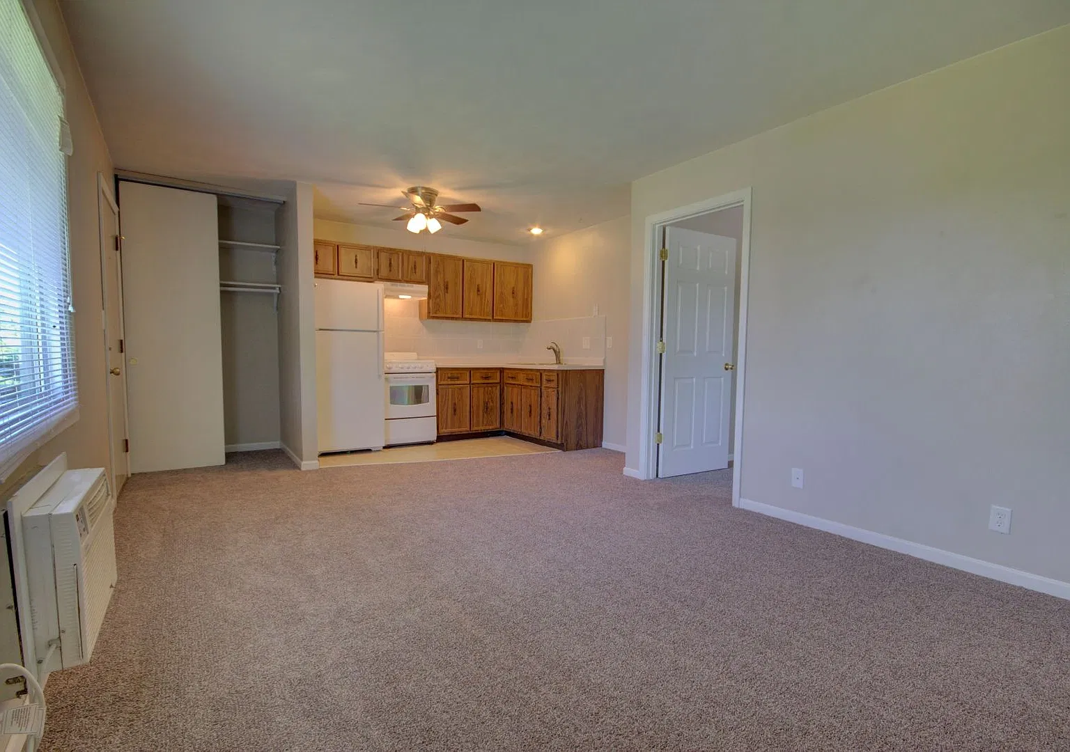 Homewood East Apartments — Photo 2