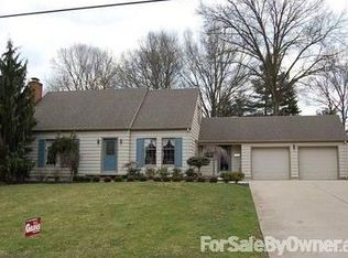 2217 Burma Dr, Youngstown, OH