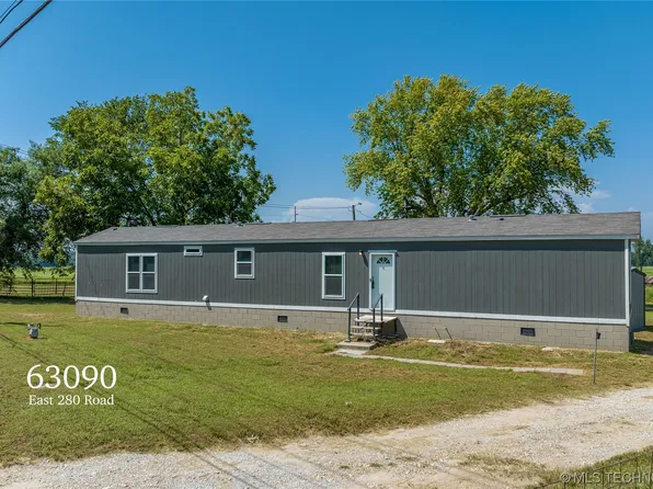 63090 E 280th Rd, Grove, OK 74344