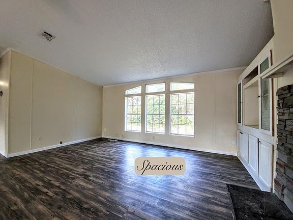 4th image of 1557 21st St