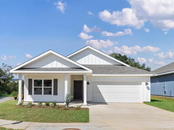 8422 Riverstone Dr, Pensacola, FL 32526