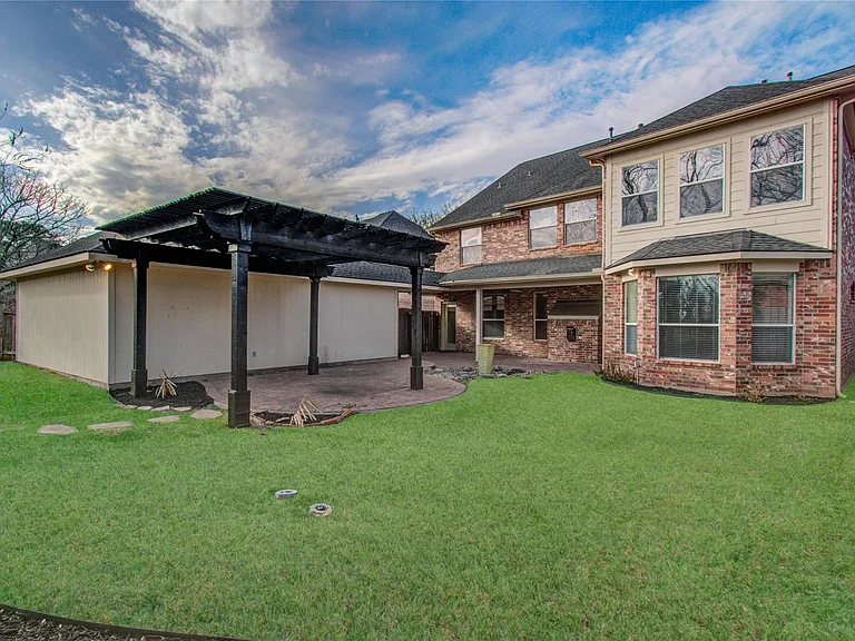 3730 Arundel Gardens Ln — Photo 48