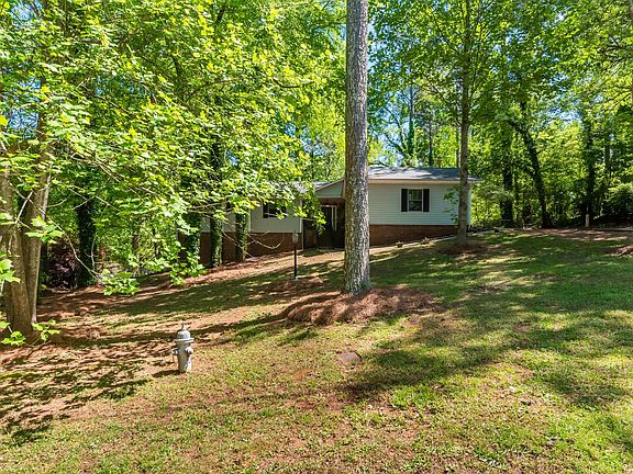 5th image of 2662 Marcia Dr