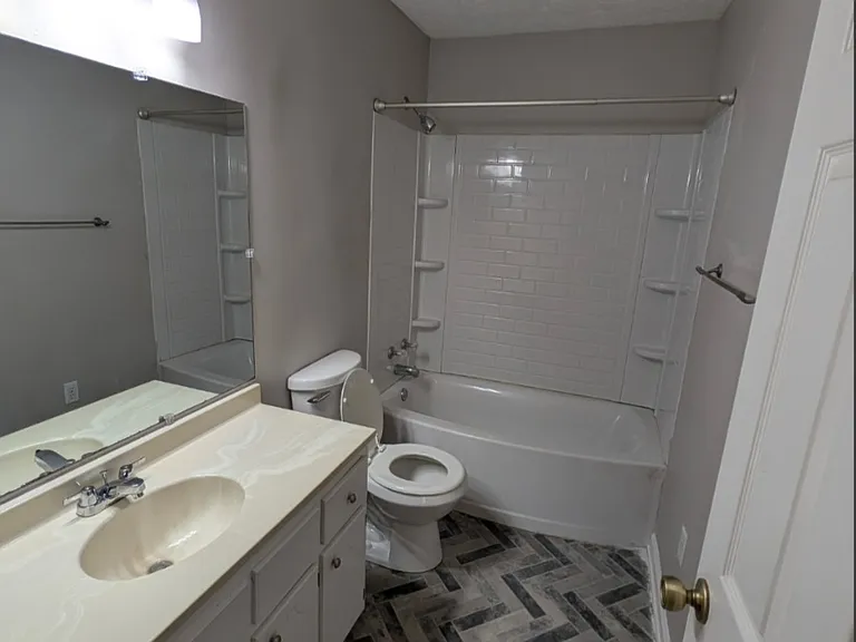 55 Norvel Dr — Photo 7