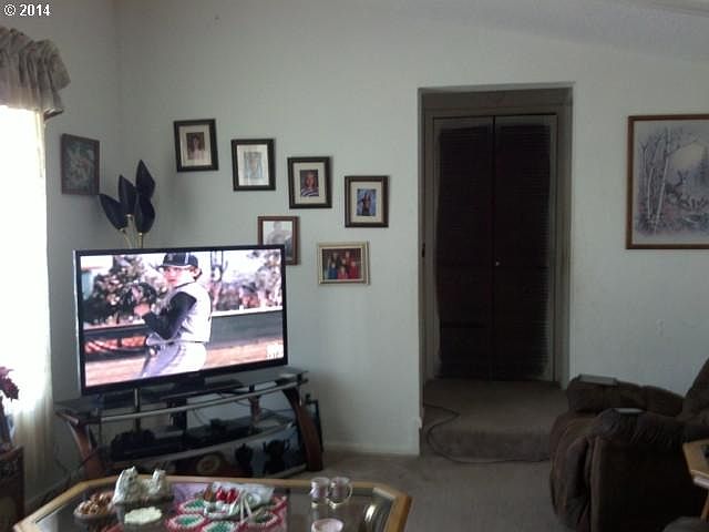 2nd image of 435 N 11th Ave