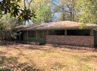 4223 Eastridge Dr, Jackson, MS 39211