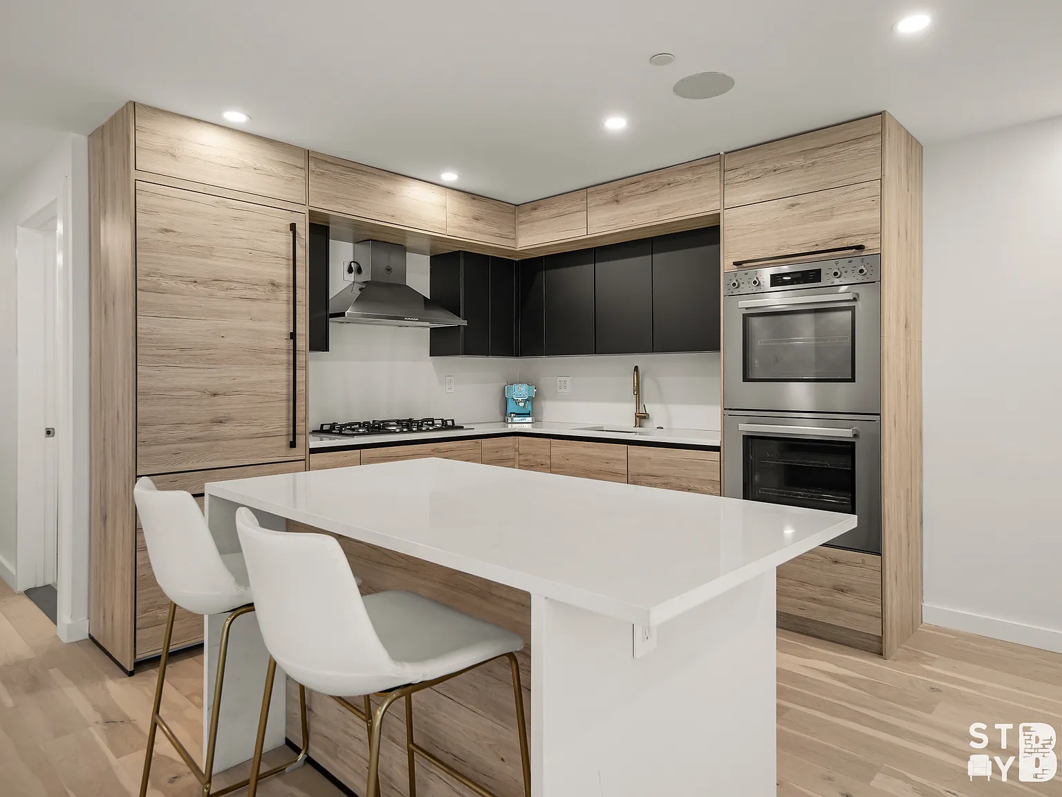 144 Freeman Street — Photo 3