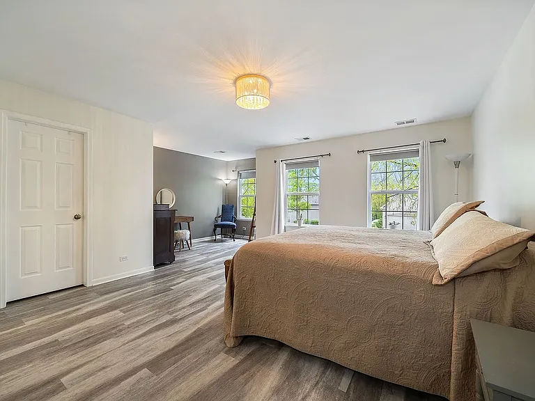 2833 Granite Ct — Photo 13
