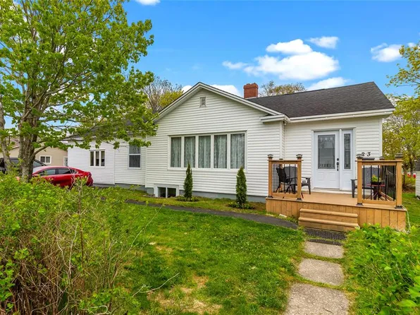 23 St Andrews Avenue, Mount Pearl, NL A1N1C8