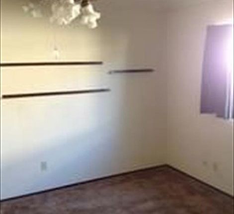 2nd image of 122 E Fargo Ave