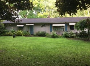 553 Smalls Ferry Rd, New Castle, PA 16102