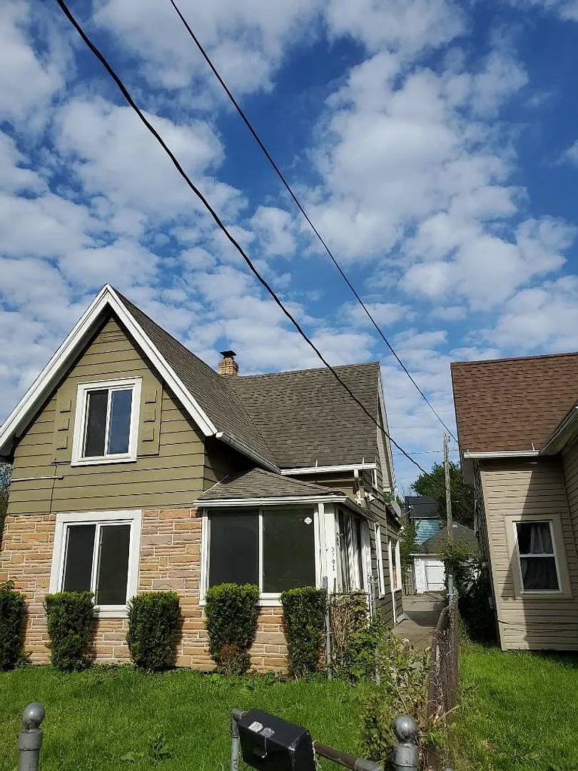 Building Photo - 3791 W 39th St